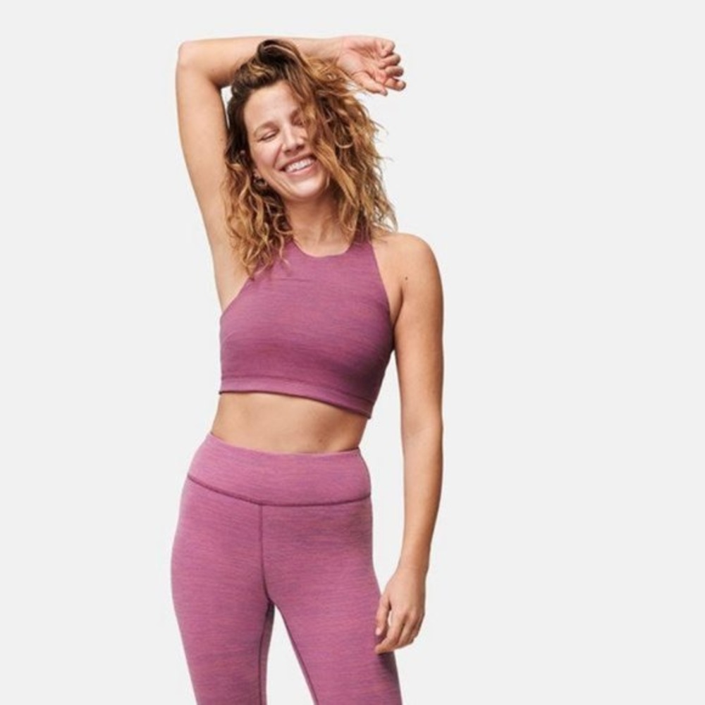 Outdoor Voices flex material crop top